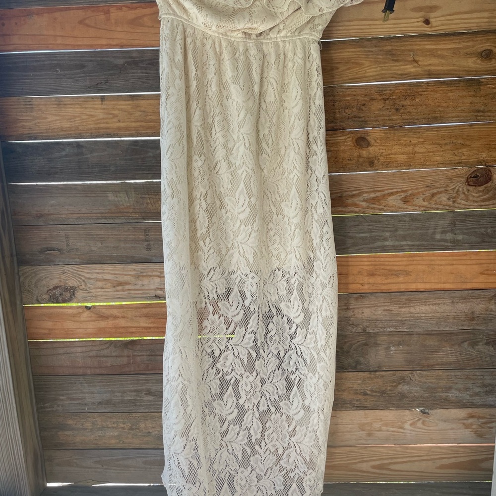 Elegant Cream Lace Maxi Dress